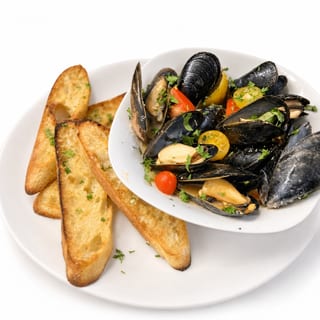 Mussels Arrabbiata